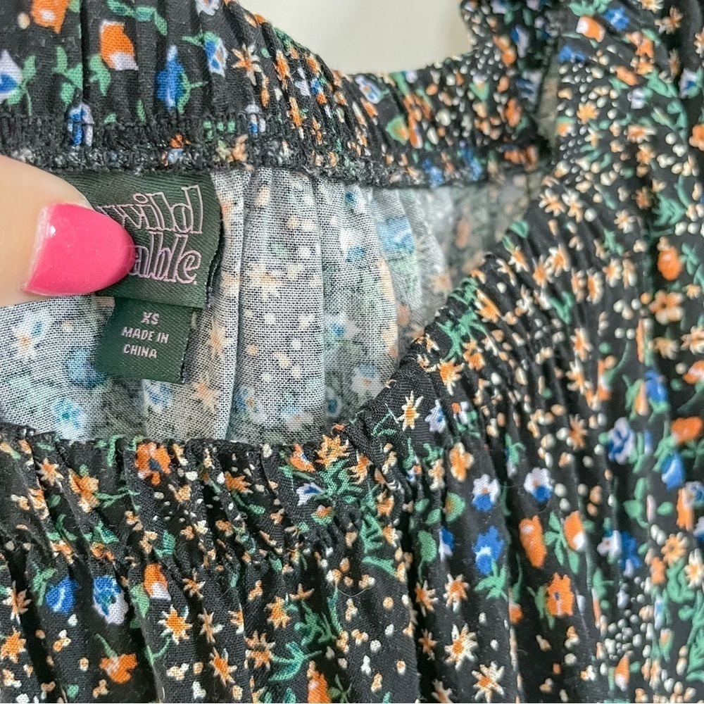 Wild Fable Baby Doll Dress size xs black floral excellent condition​​​​​… - Picture 2 of 3